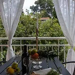 Apartment David Postira